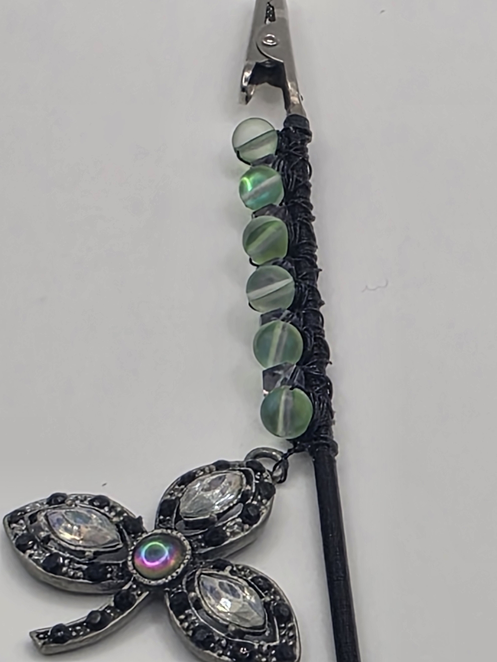 Green Beaded Dragonfly Card Clip